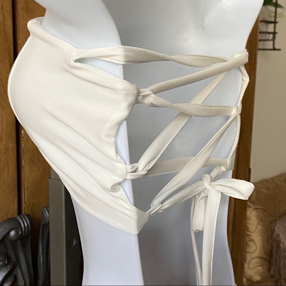 The label white lace up tie open strappy tube Top